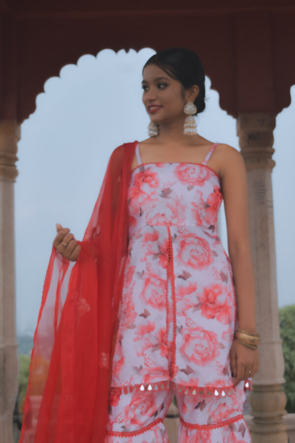 "GULMOHAR" Red floral sharara kurta set with intricate lace work - Image 5